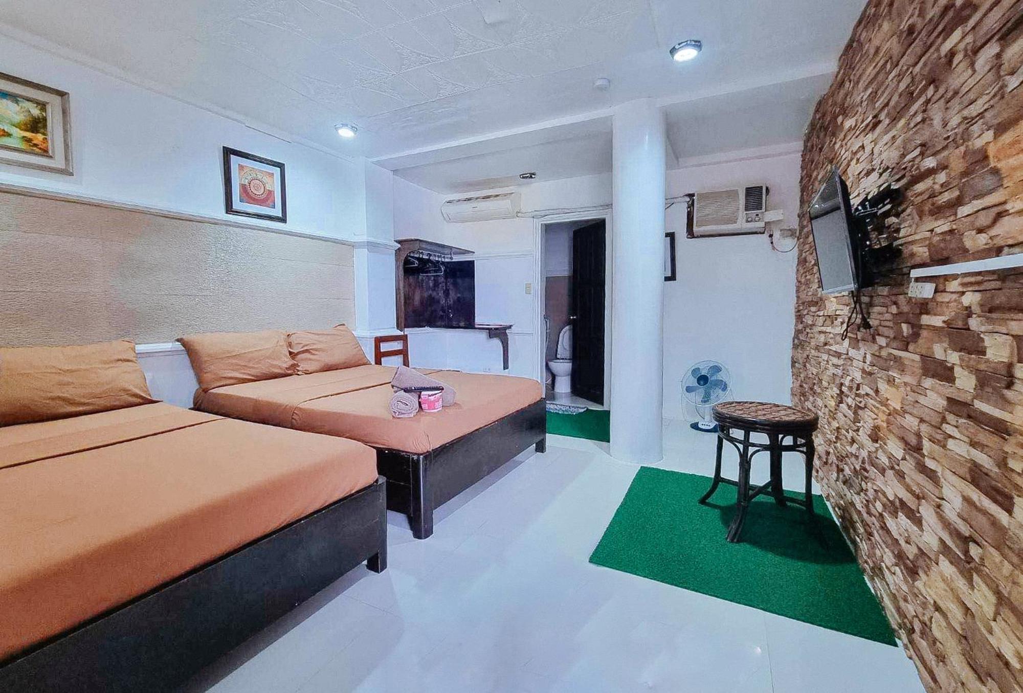 Reddoorz At Lfamili Hotel Boracay Balabag  Extérieur photo